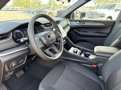 2025 Jeep Grand Cherokee Laredo X