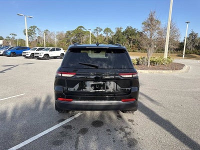 2026 Jeep Grand Cherokee Laredo Altitude