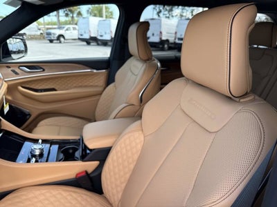 2026 Jeep Grand Cherokee Summit