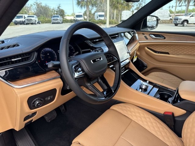 2026 Jeep Grand Cherokee Summit