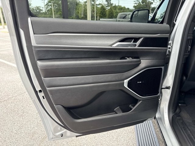 2026 Jeep Grand Wagoneer L Limited Altitude