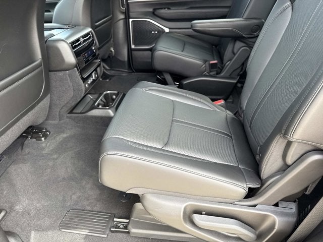 2026 Jeep Grand Wagoneer Base