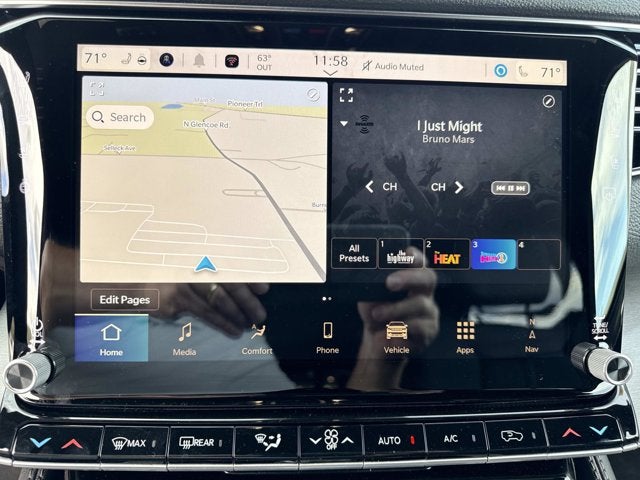 2026 Jeep Grand Wagoneer Base