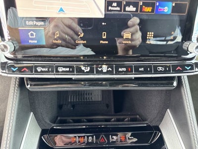 2026 Jeep Grand Wagoneer Base