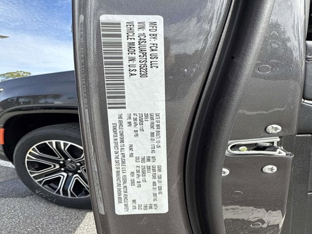 2026 Jeep Grand Wagoneer Base