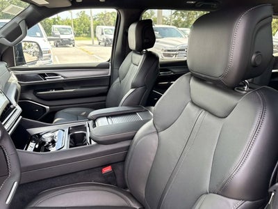 2026 Jeep Grand Wagoneer 4x2