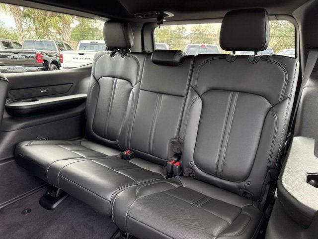 2026 Jeep Grand Wagoneer Base