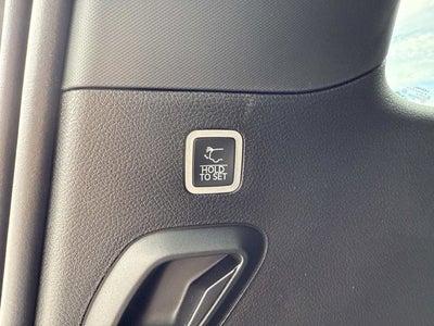 2026 Jeep Grand Wagoneer Base