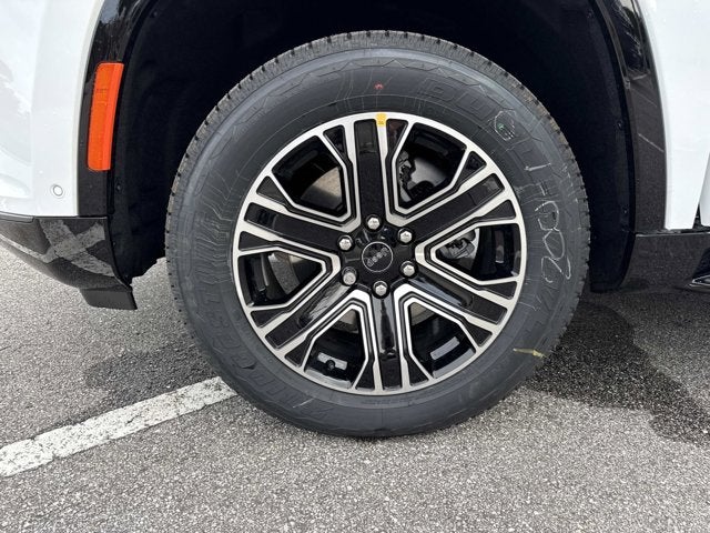 2026 Jeep Grand Wagoneer Base