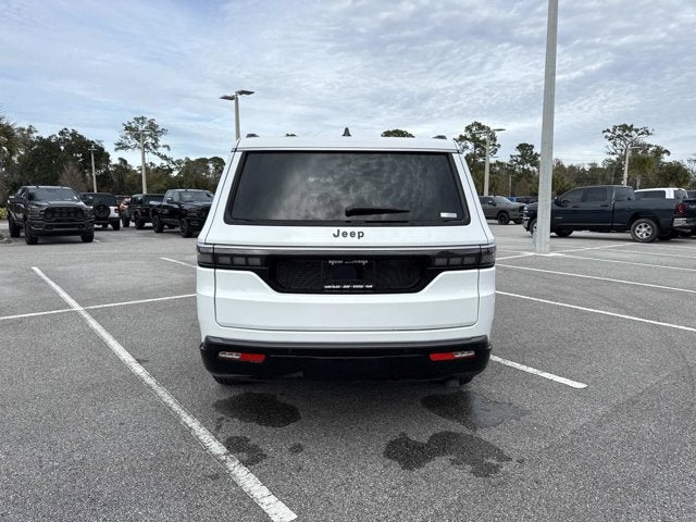 2026 Jeep Grand Wagoneer Base