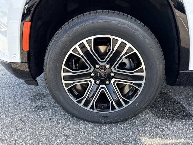 2026 Jeep Grand Wagoneer 4x2
