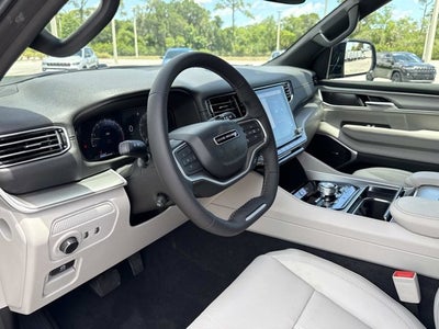 2026 Jeep Grand Wagoneer Limited Altitude