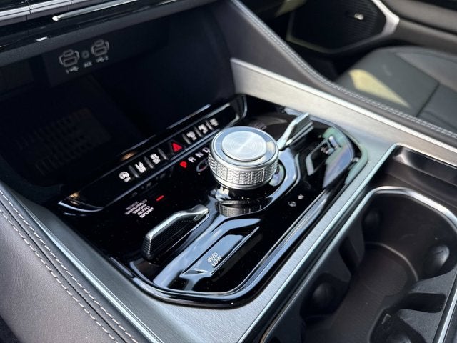 2026 Jeep Grand Wagoneer Limited Altitude