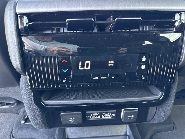 2026 Jeep Grand Wagoneer Limited Altitude