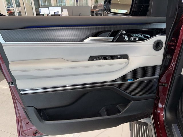 2026 Jeep Grand Wagoneer Summit Obsidian