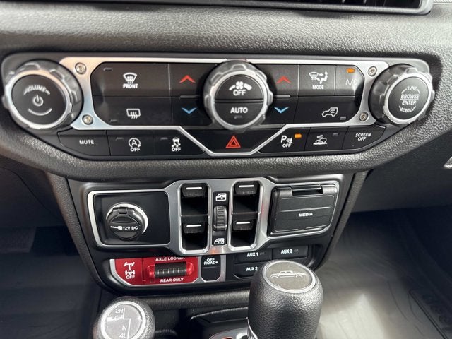 2025 Jeep Gladiator Willys