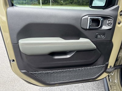 2025 Jeep Gladiator Mojave X