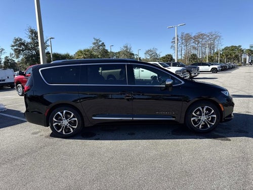 2026 Chrysler Pacifica Pinnacle