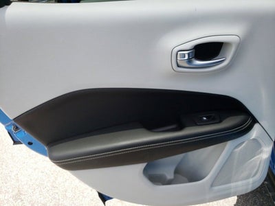 2018 Jeep Compass Latitude with Sun/Wheel Pkg