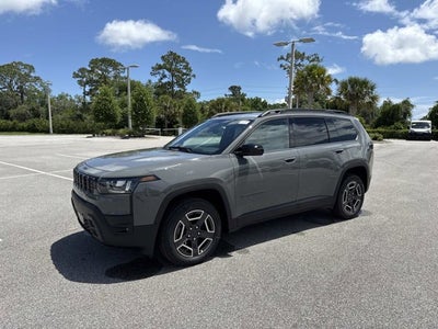 2026 Jeep Cherokee Laredo