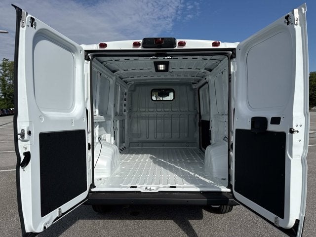 2026 RAM ProMaster Cargo Van Tradesman