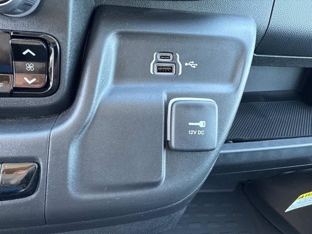 2026 RAM ProMaster Cargo Van Tradesman