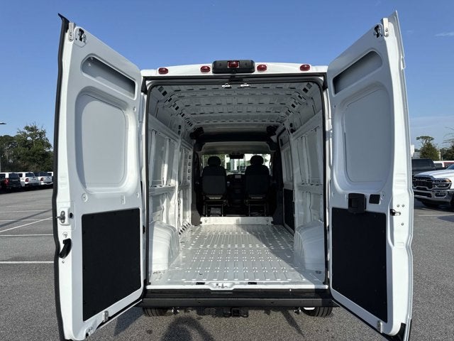 2026 RAM ProMaster Cargo Van Tradesman