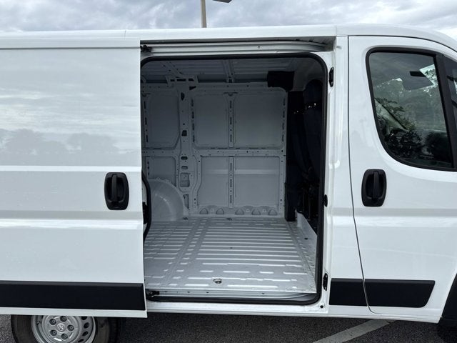 2026 RAM ProMaster Cargo Van Tradesman