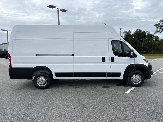 2026 RAM ProMaster Cargo Van Tradesman