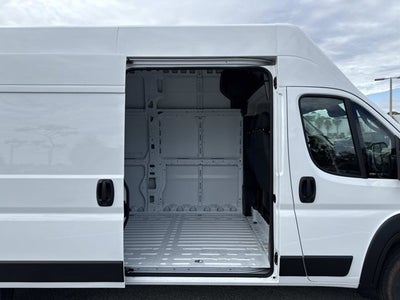 2026 RAM ProMaster Cargo Van Tradesman