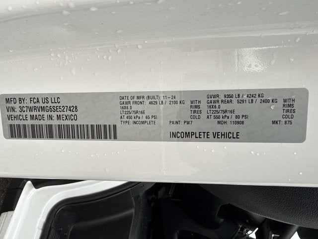 2025 RAM ProMaster Cutaway SLT