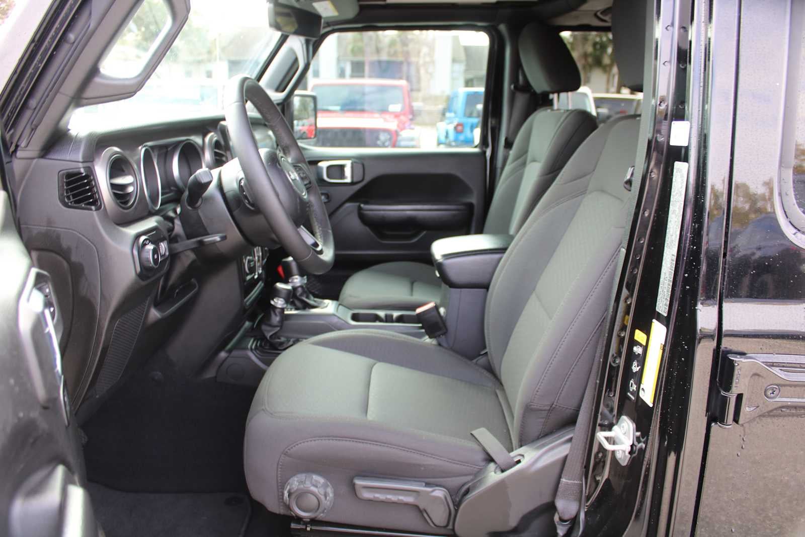 2023 Jeep Wrangler 4-Door Sport S 4x4