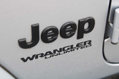 2022 Jeep Wrangler Unlimited Sahara Altitude