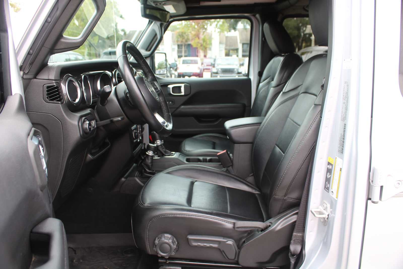 2022 Jeep Wrangler Unlimited Sahara Altitude