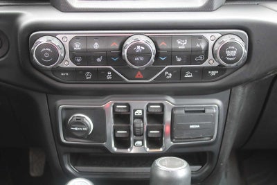 2022 Jeep Wrangler Unlimited Sahara Altitude