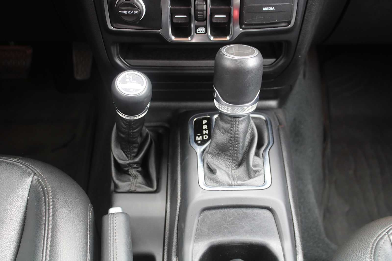 2022 Jeep Wrangler Unlimited Sahara Altitude