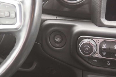 2022 Jeep Wrangler Unlimited Sahara Altitude