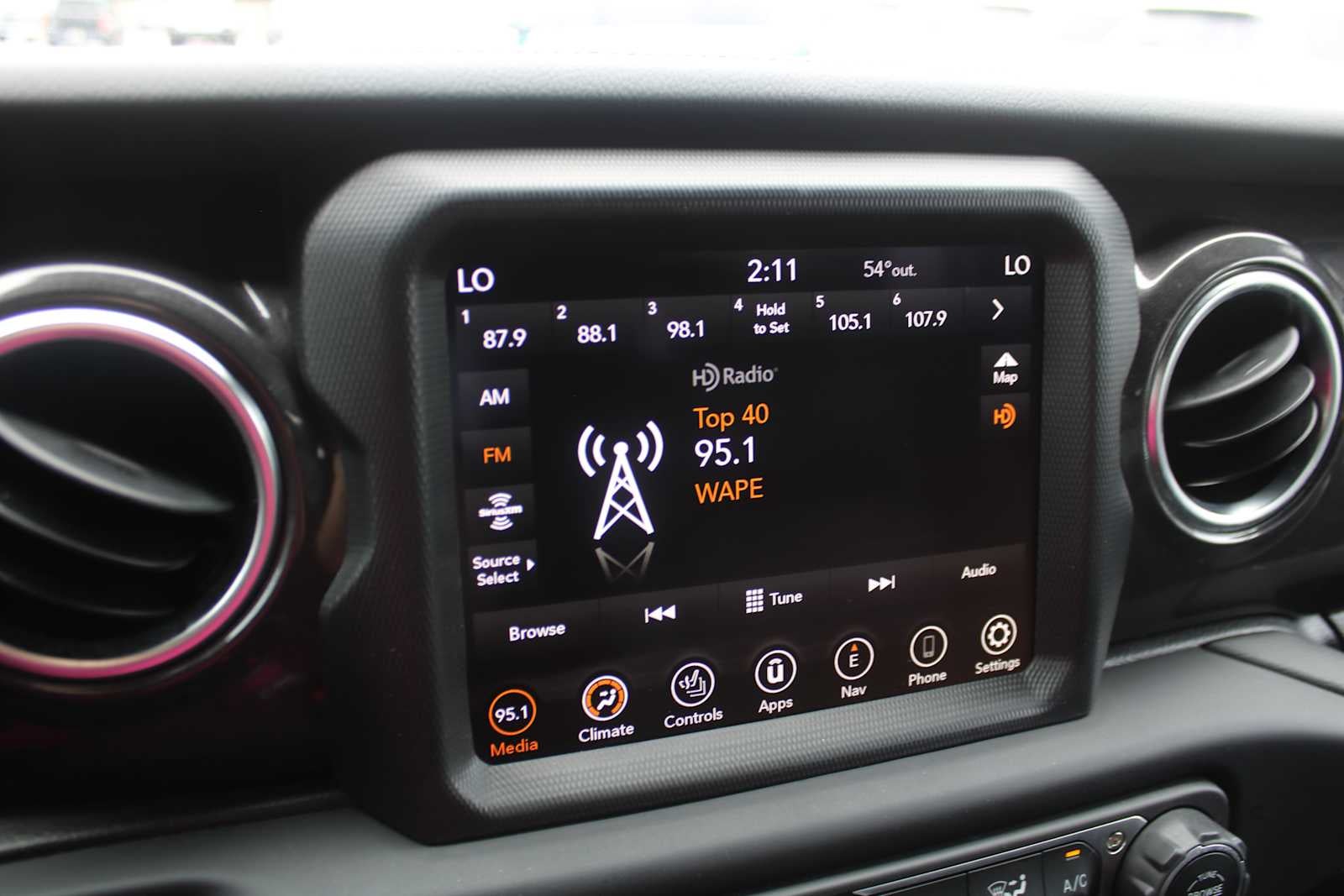 2022 Jeep Wrangler Unlimited Sahara Altitude