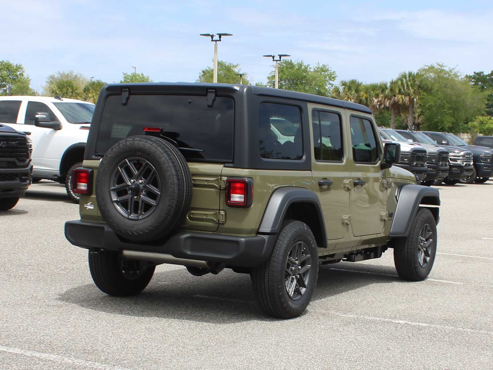 2026 Jeep Wrangler WRANGLER 4-DOOR SPORT