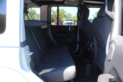 2024 Jeep Wrangler 4-Door Sahara 4x4