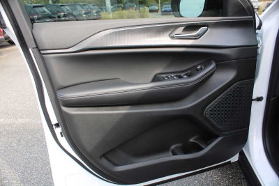 2025 Jeep Grand Cherokee Laredo X 4x2