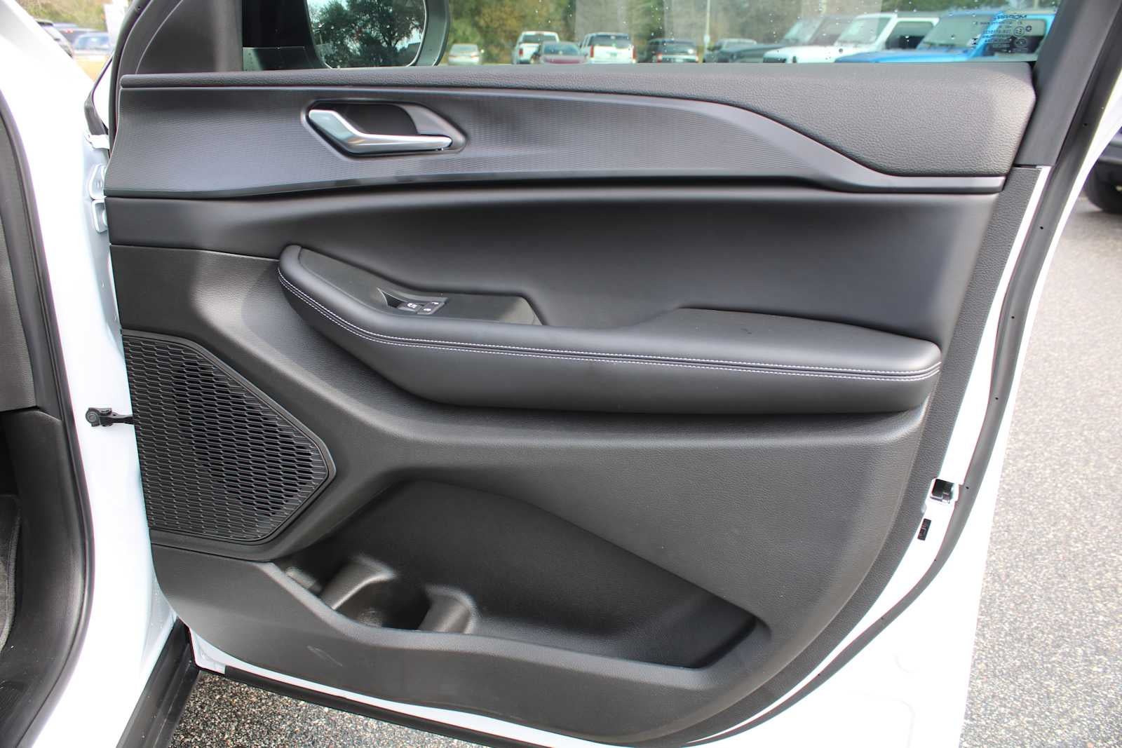 2025 Jeep Grand Cherokee Laredo X 4x2