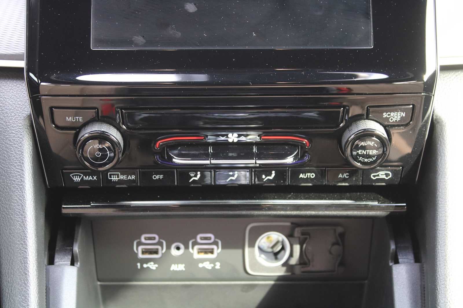 2025 Jeep Grand Cherokee Laredo X 4x2