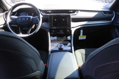 2025 Jeep Grand Cherokee GRAND CHEROKEE LAREDO X 4X2