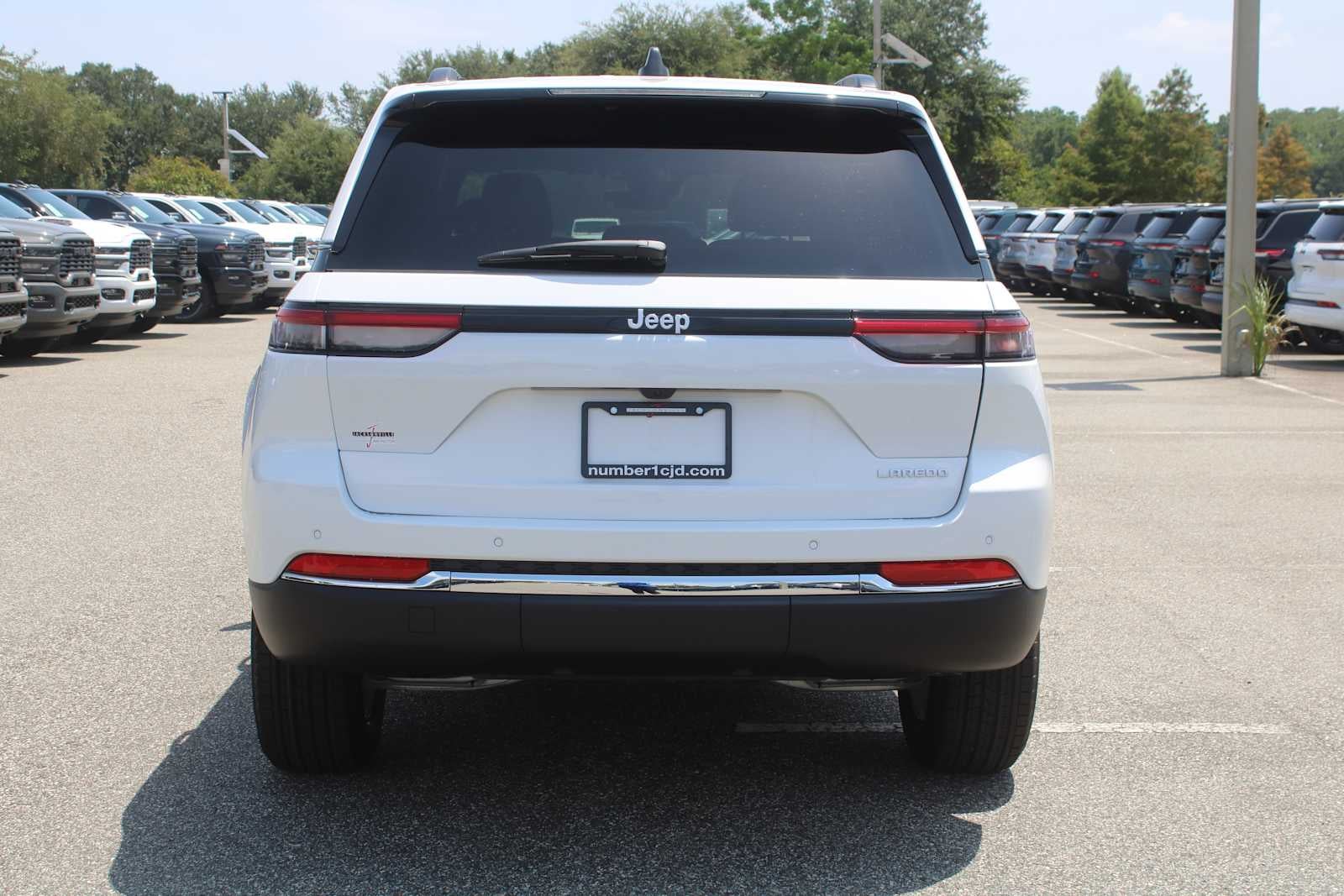 2026 Jeep Grand Cherokee Laredo X