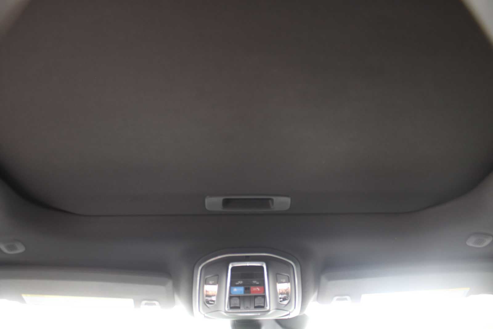 2025 Jeep Grand Cherokee GRAND CHEROKEE LAREDO X 4X2