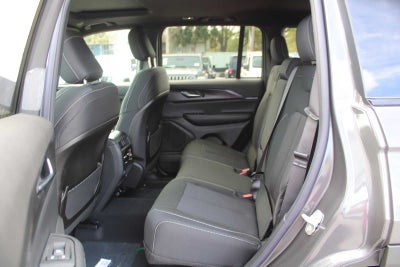 2026 Jeep Grand Cherokee GRAND CHEROKEE LAREDO X 4X2