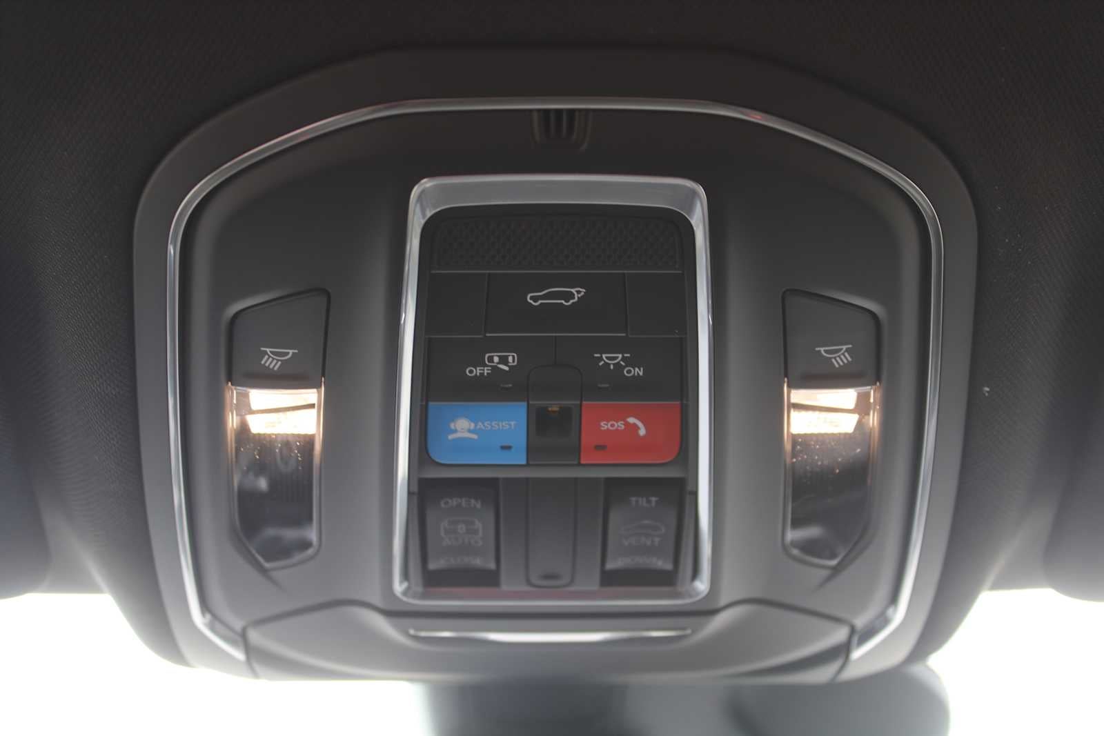 2026 Jeep Grand Cherokee GRAND CHEROKEE LAREDO X 4X2