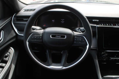 2026 Jeep Grand Cherokee GRAND CHEROKEE LAREDO X 4X2