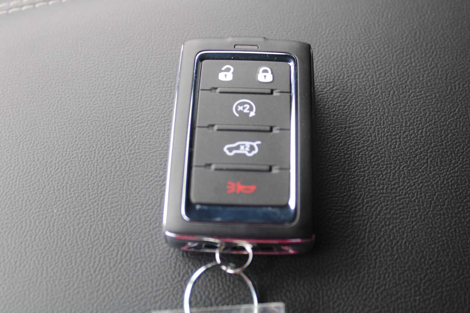 2026 Jeep Grand Cherokee GRAND CHEROKEE LAREDO X 4X2